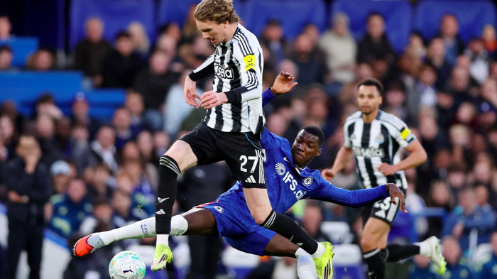 0-1！欧冠完败后回到联赛主场又输球 11.6亿豪门双线沉沦5轮仅1胜|切尔西|纽卡斯尔|射门|戈登|巴黎圣日耳曼_新浪体育_新浪新闻